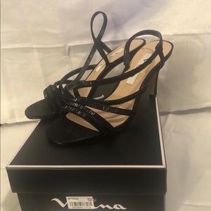 Like new Nina Amani heels size 6